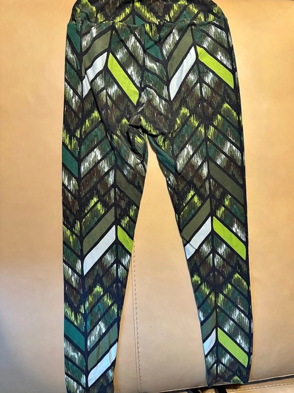 LuLaRoe Geometric Green & Black Leggings